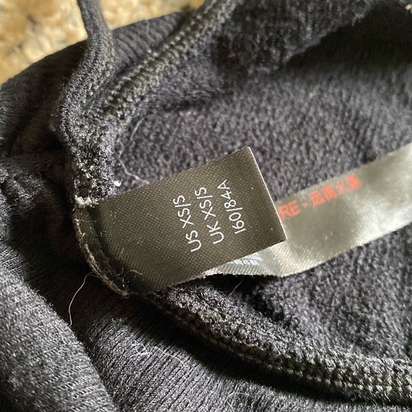 Urban outfitters open back crop top - Picture 3 of 4